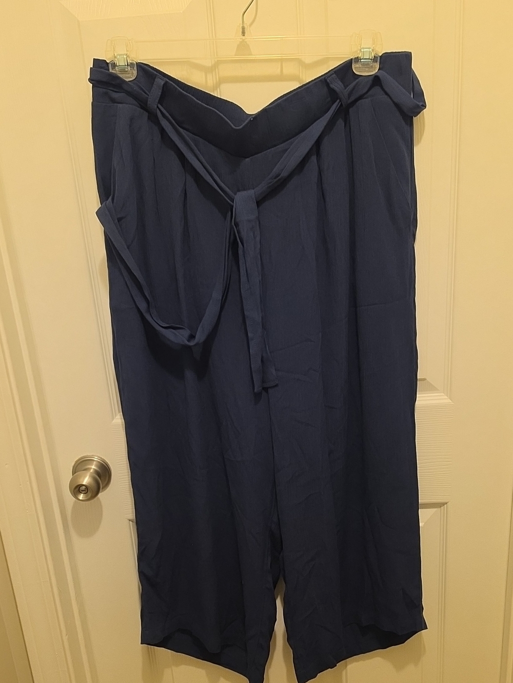 NWOT - Torrid Pull-On Poplin Wide-Leg Pant